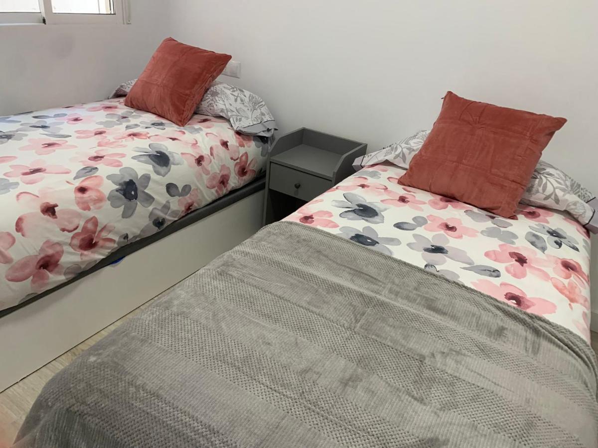 Apartamento—Centro Parking Gratis Grupos Malaga Luaran gambar