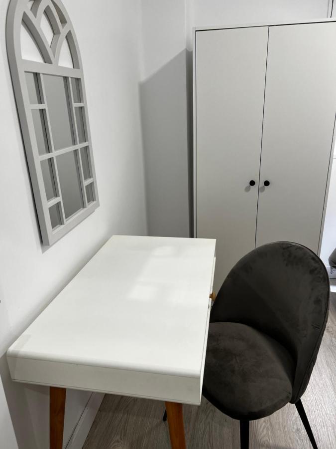 Apartamento—Centro Parking Gratis Grupos Malaga Luaran gambar